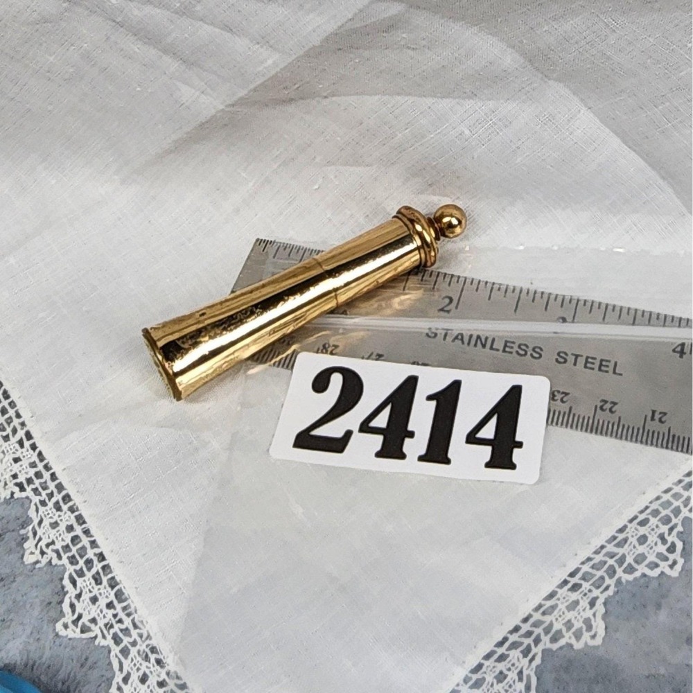 Vintage Hazel Bishop Lipstick Case Gold Tone Metal Come What May New York MCM - Picture 11 of 11